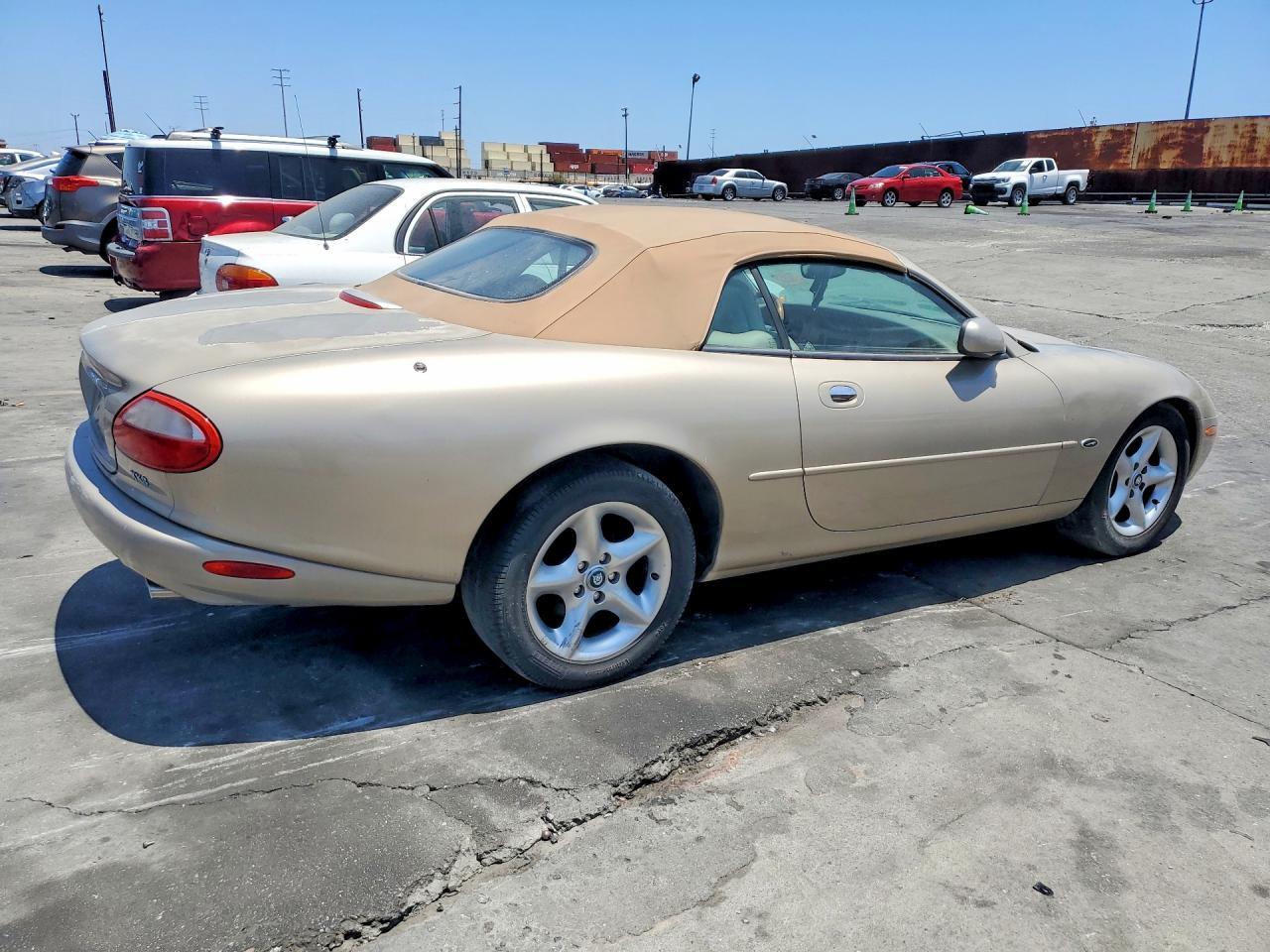 2000 Jaguar Xk8 - Image 3