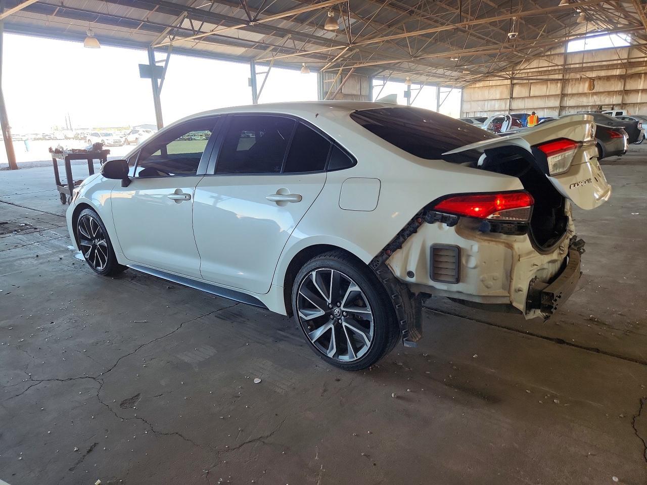 2020 Toyota Corolla Se - Image 2