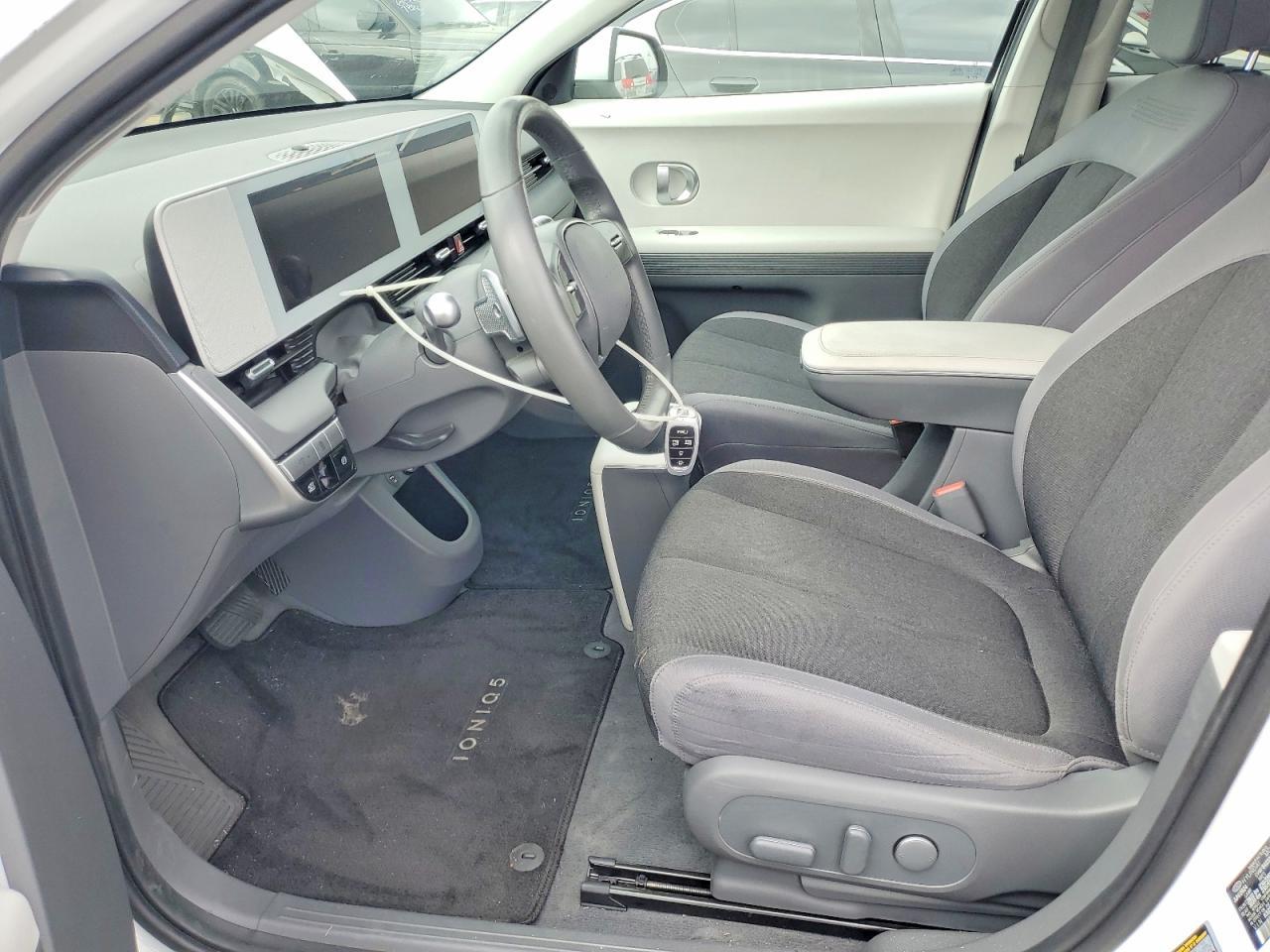 2024 Hyundai Ioniq 5 Se - Image 7
