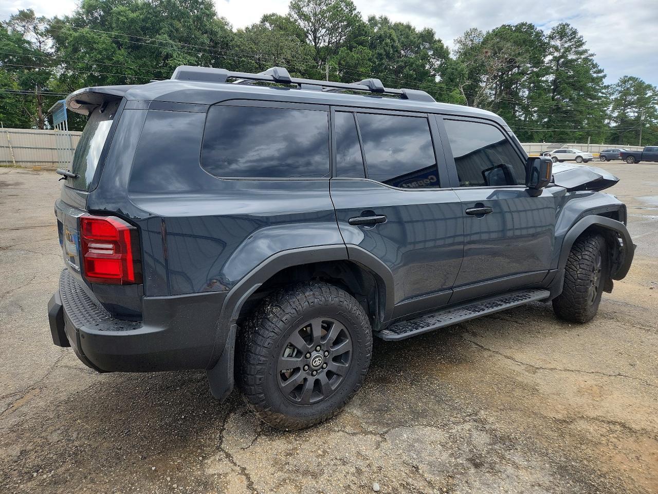 2026 Toyota Land Cruiser Base - Image 3