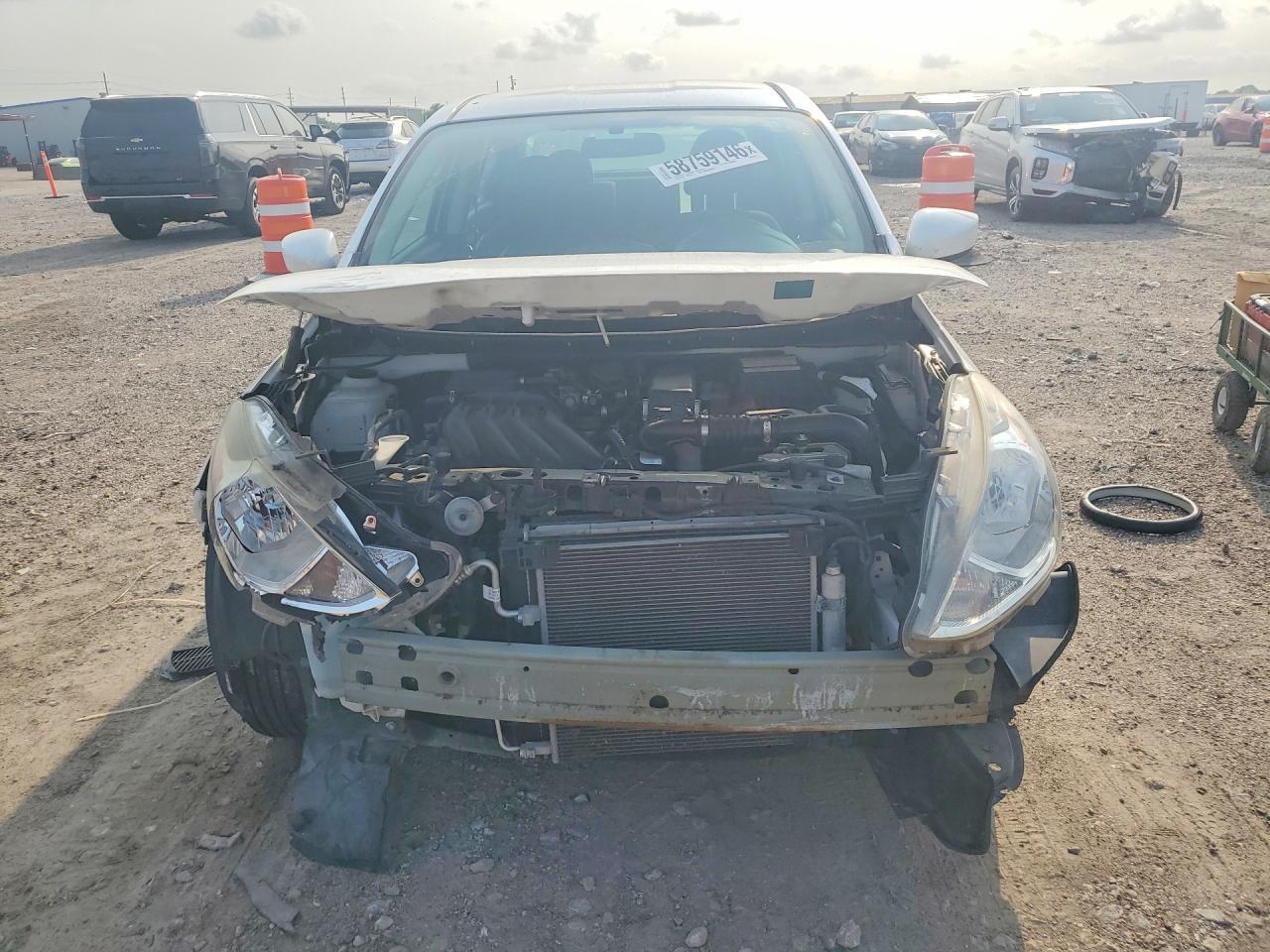 2016 Nissan Versa 1.6 Sv - Image 5