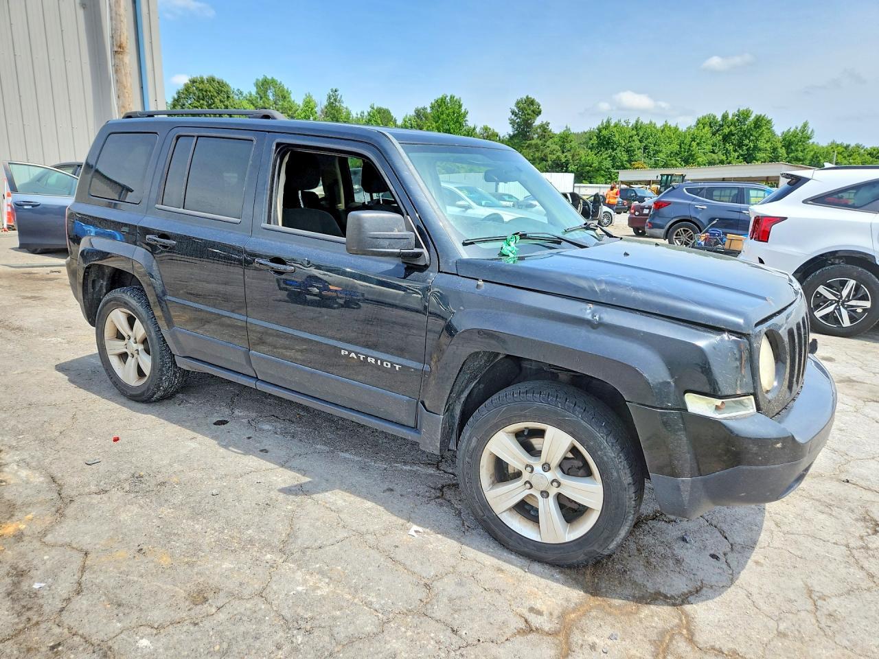 2014 Jeep Patriot Latitude - Image 4