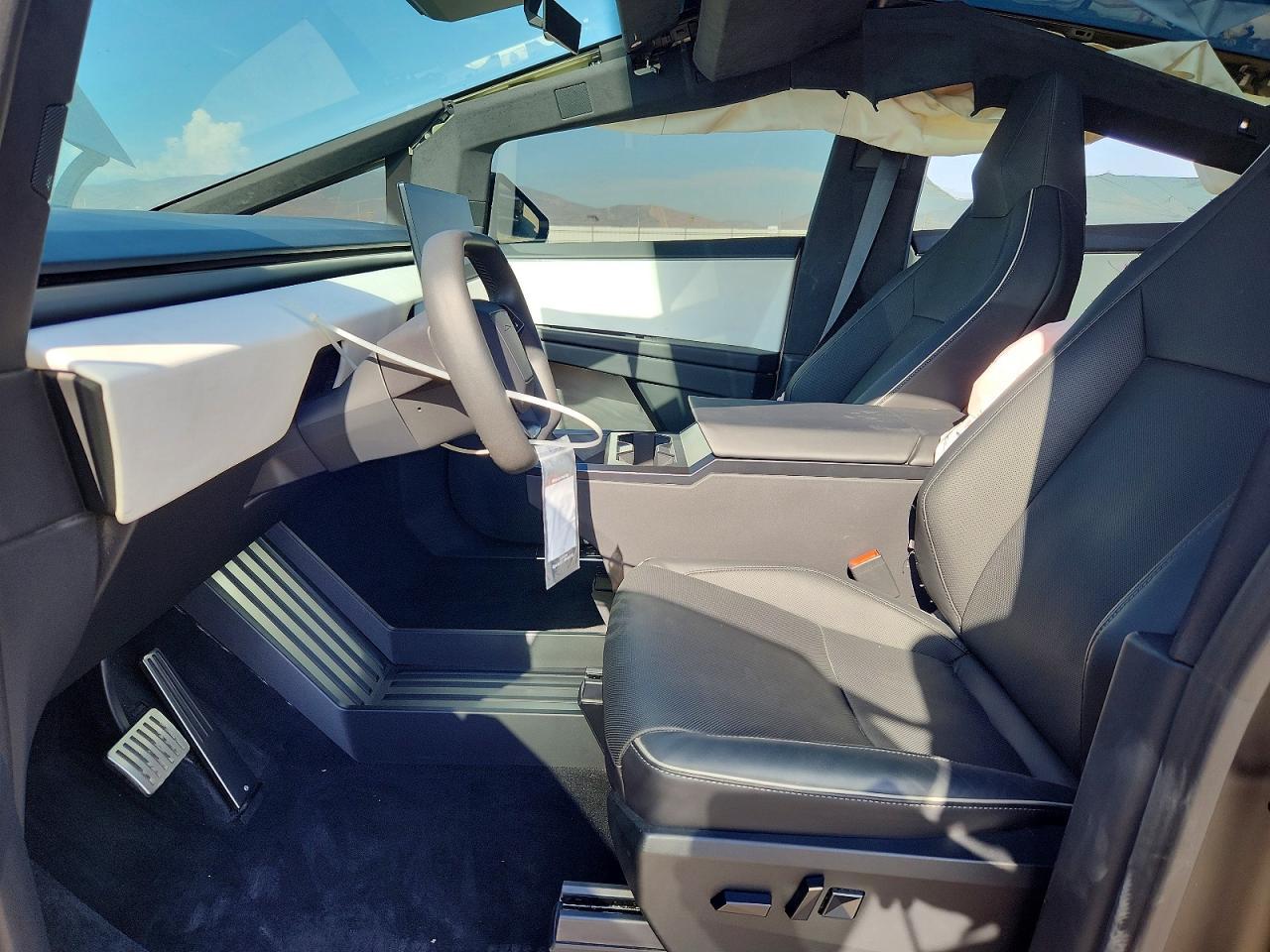 2024 Tesla Cybertruck - Фото 7