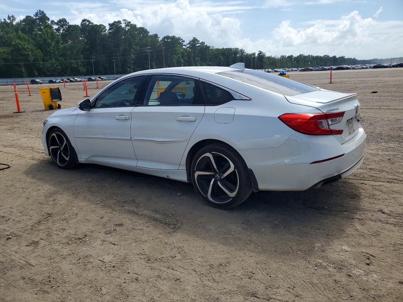 2019 Honda Accord Sport - Фото 2
