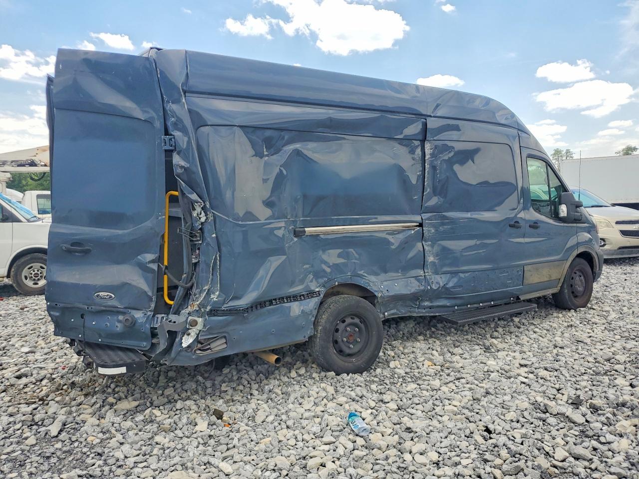 2021 Ford Transit 250 Delivery Van - Image 3