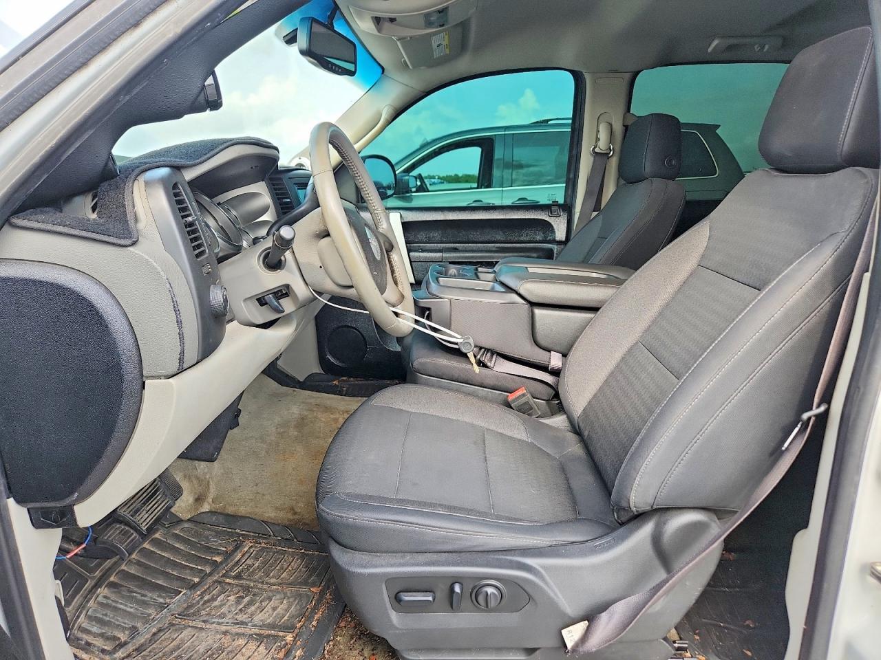 2012 GMC Sierra - Image 7