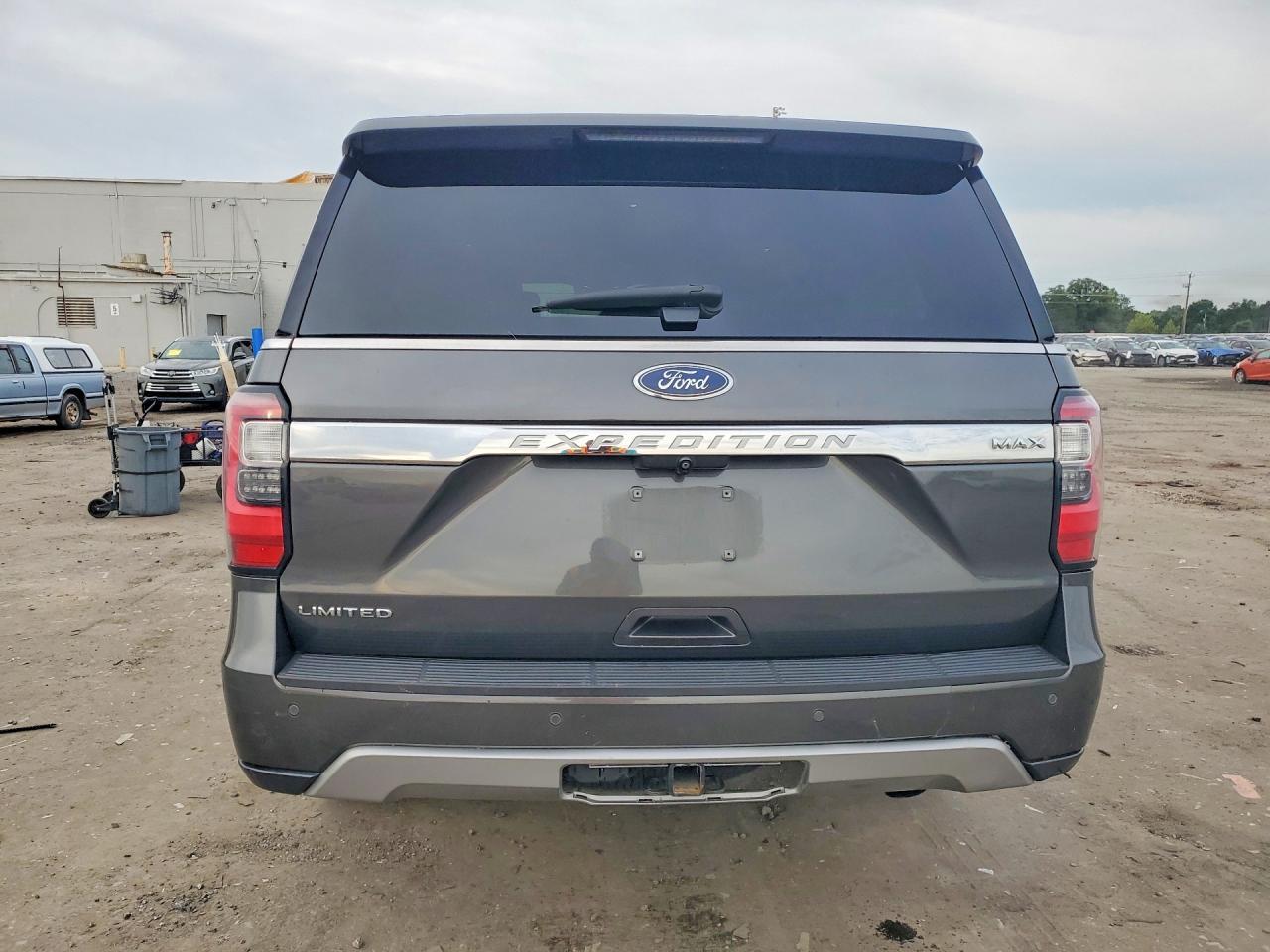 2018 Ford Expedition Max Limited - Image 6