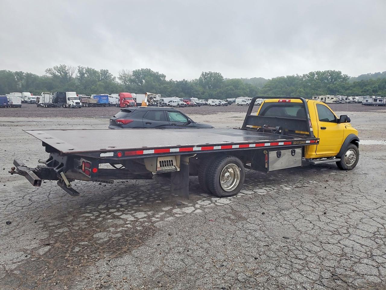 2016 Ram 5500 - Фото 3