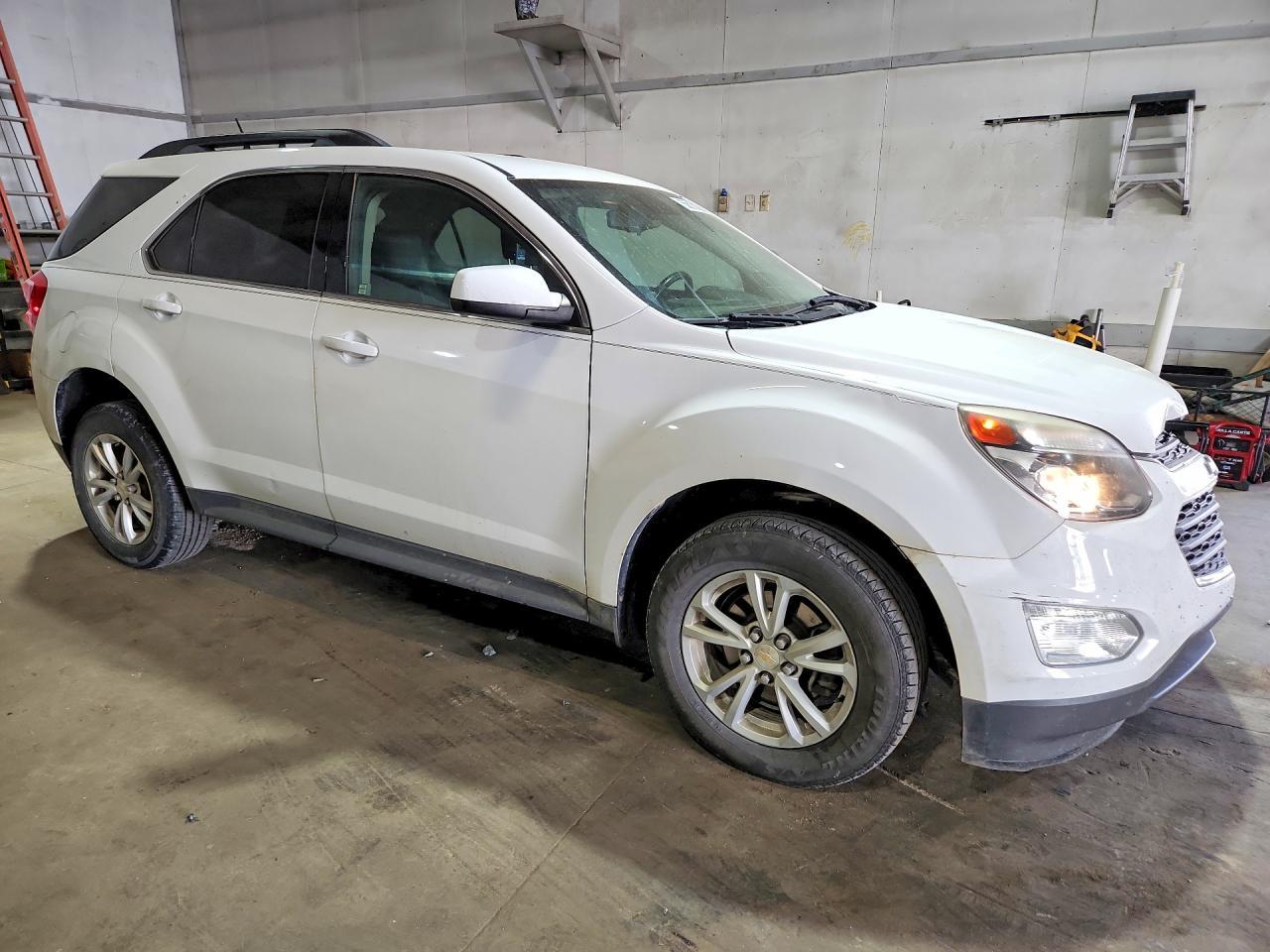 2017 Chevrolet Equinox Lt - Image 4