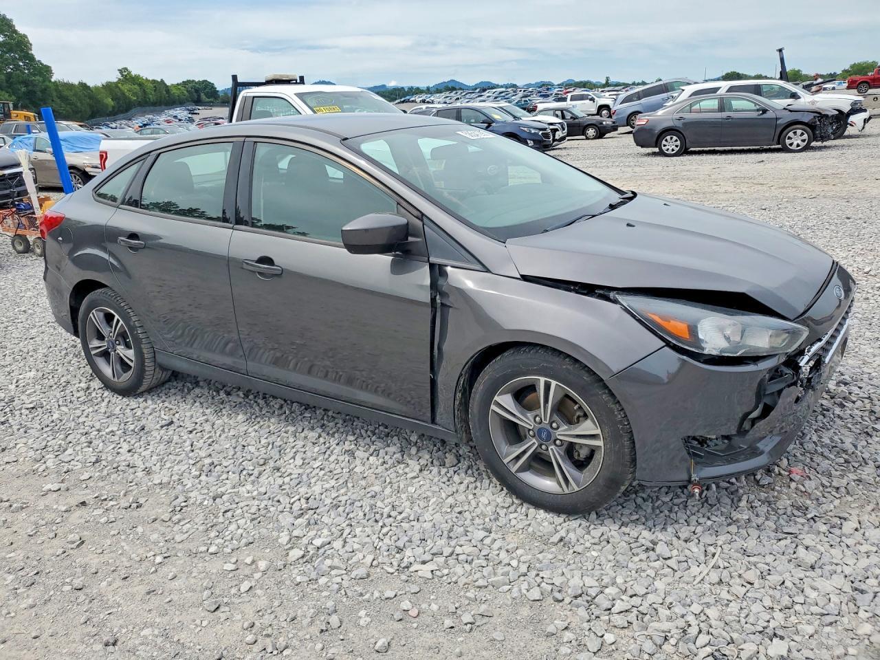 2018 Ford Focus Se - Фото 4