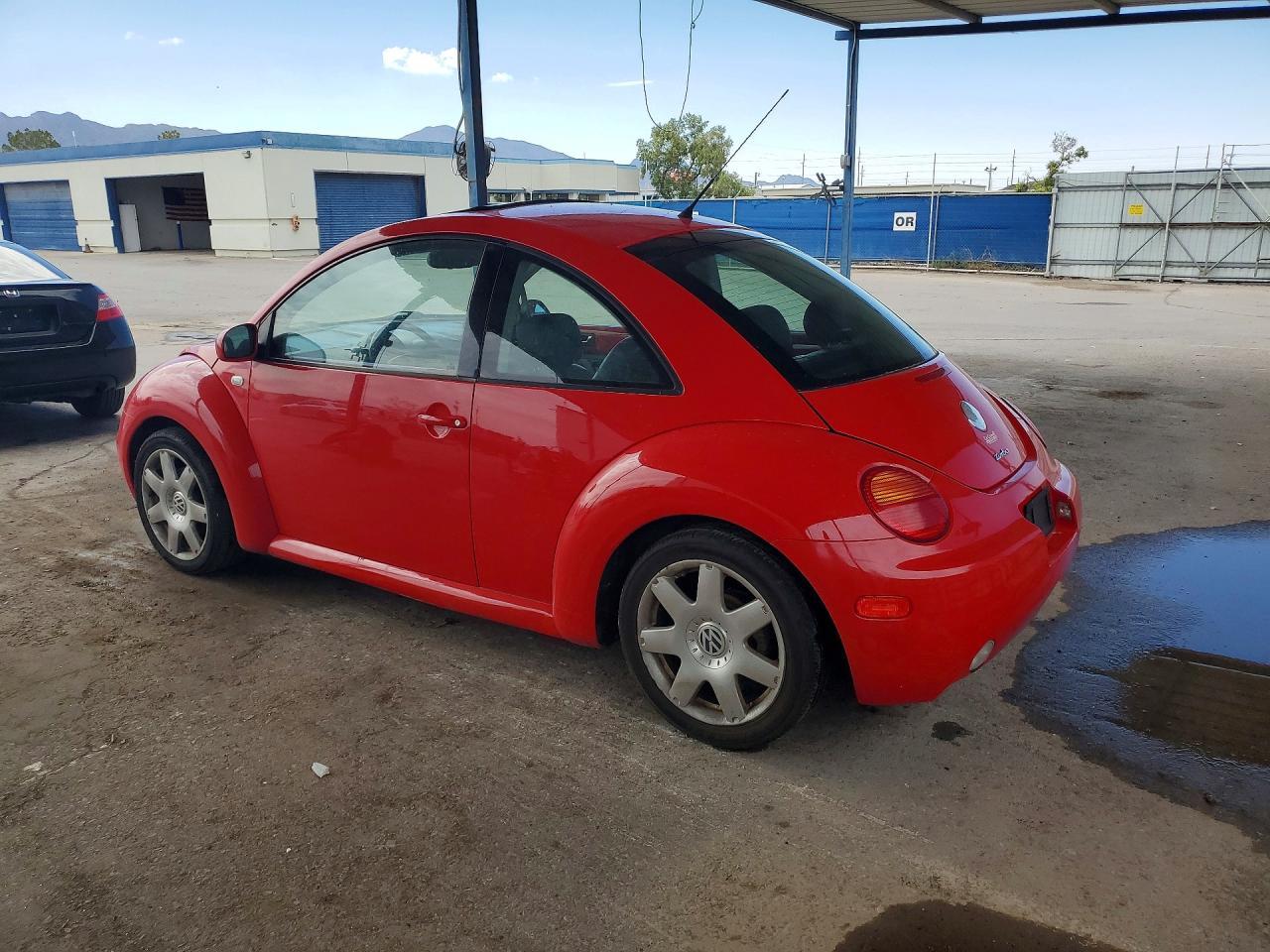 2003 Volkswagen Beetle - Фото 2
