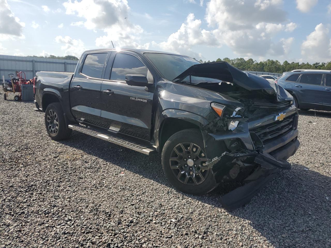2023 Chevrolet Colorado Lt - Image 4
