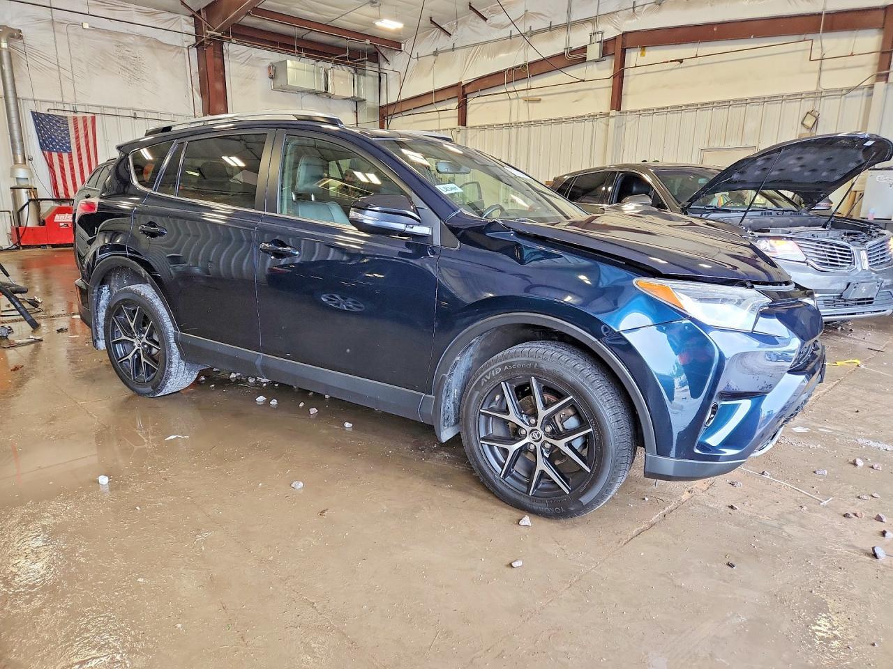 2018 Toyota Rav4 Se - Image 4