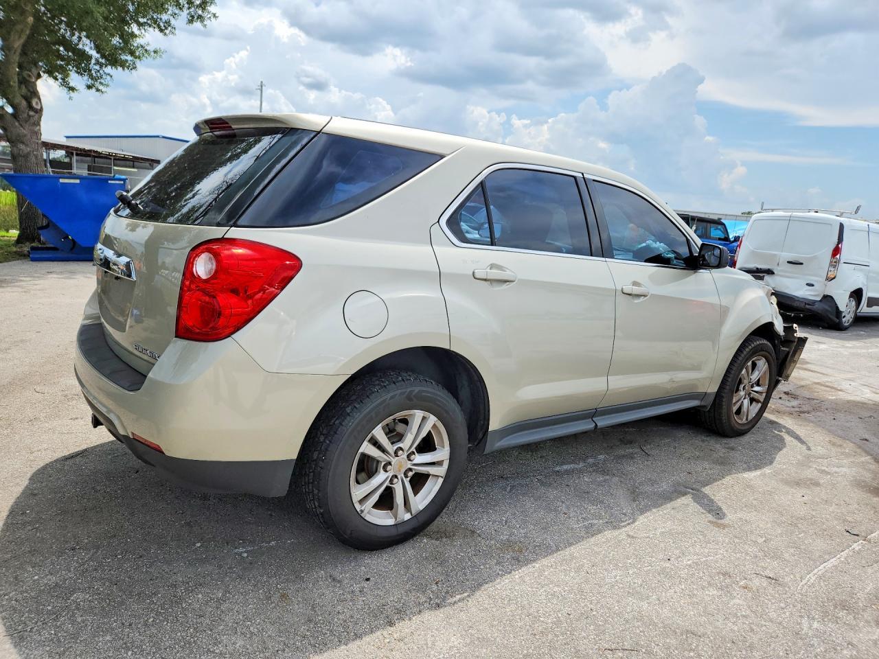 2013 Chevrolet Equinox - Фото 3