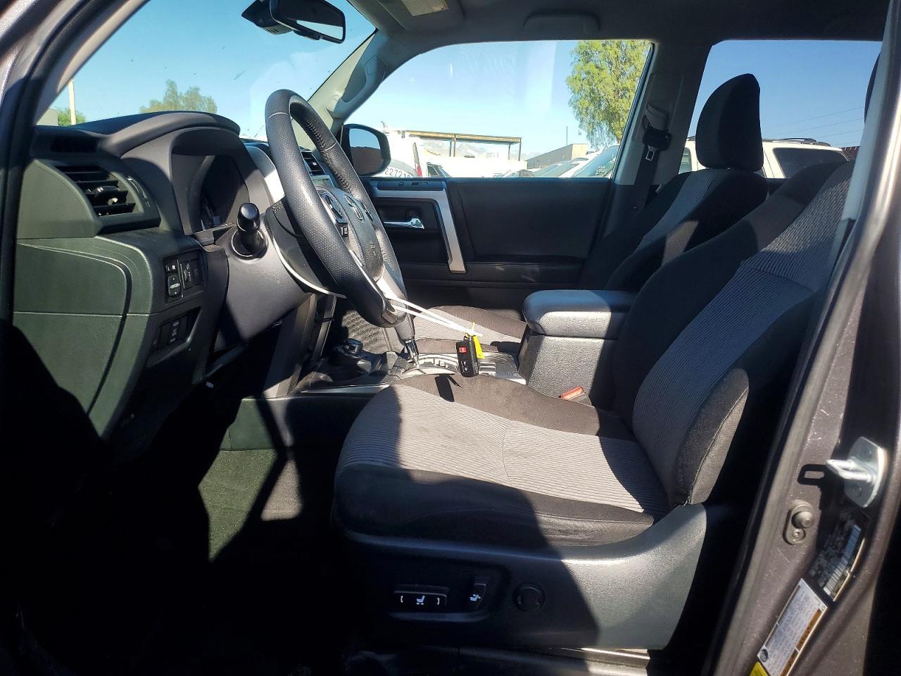 2021 Toyota 4Runner Sr5 - Image 7