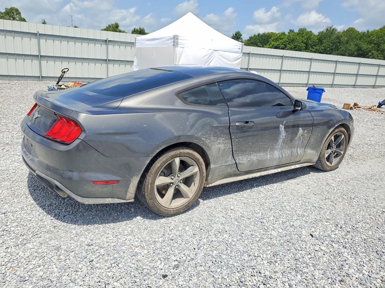 2018 Ford Mustang - Image 3