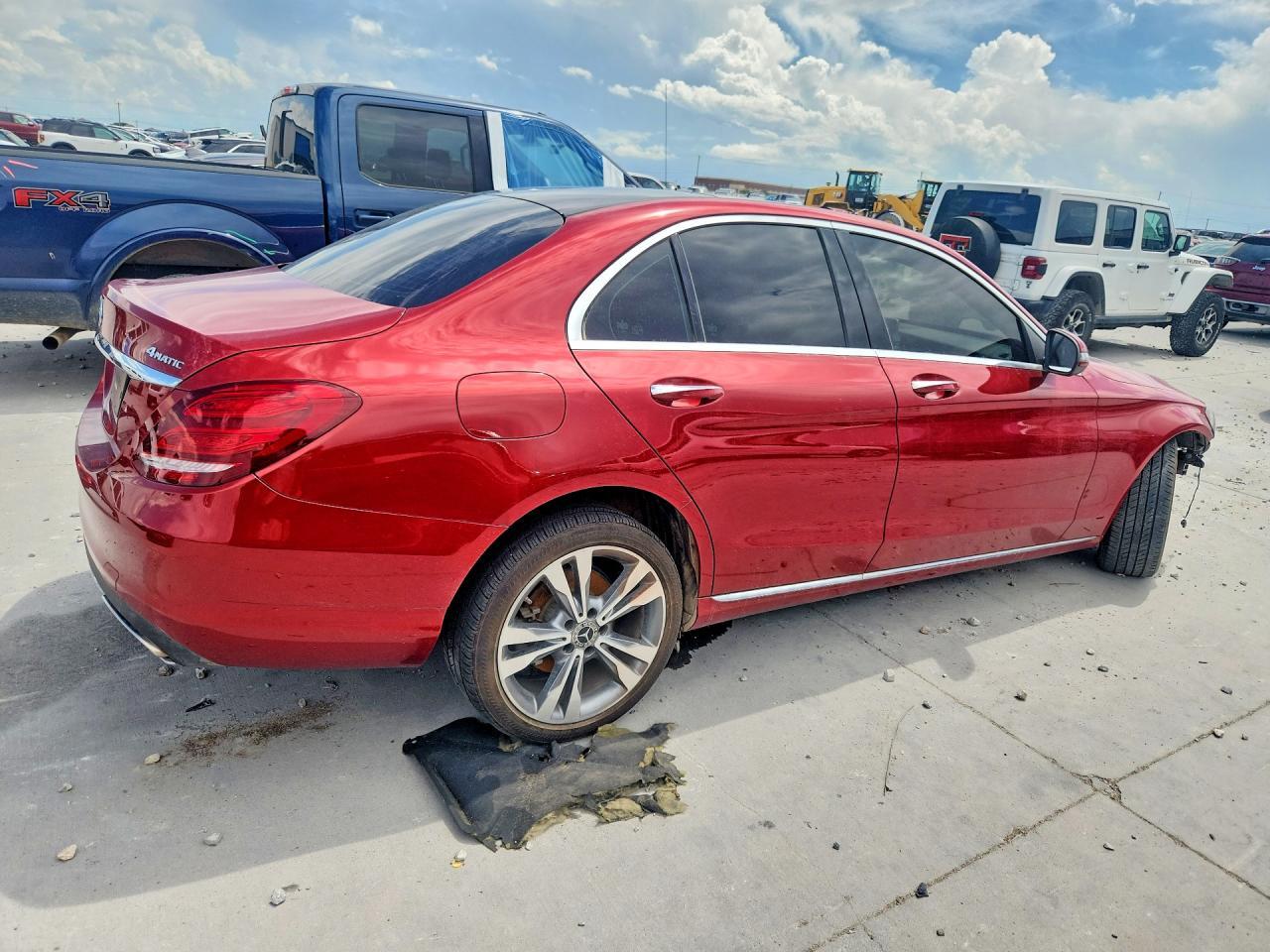2018 Mercedes-Benz C 300 4Matic - Фото 3