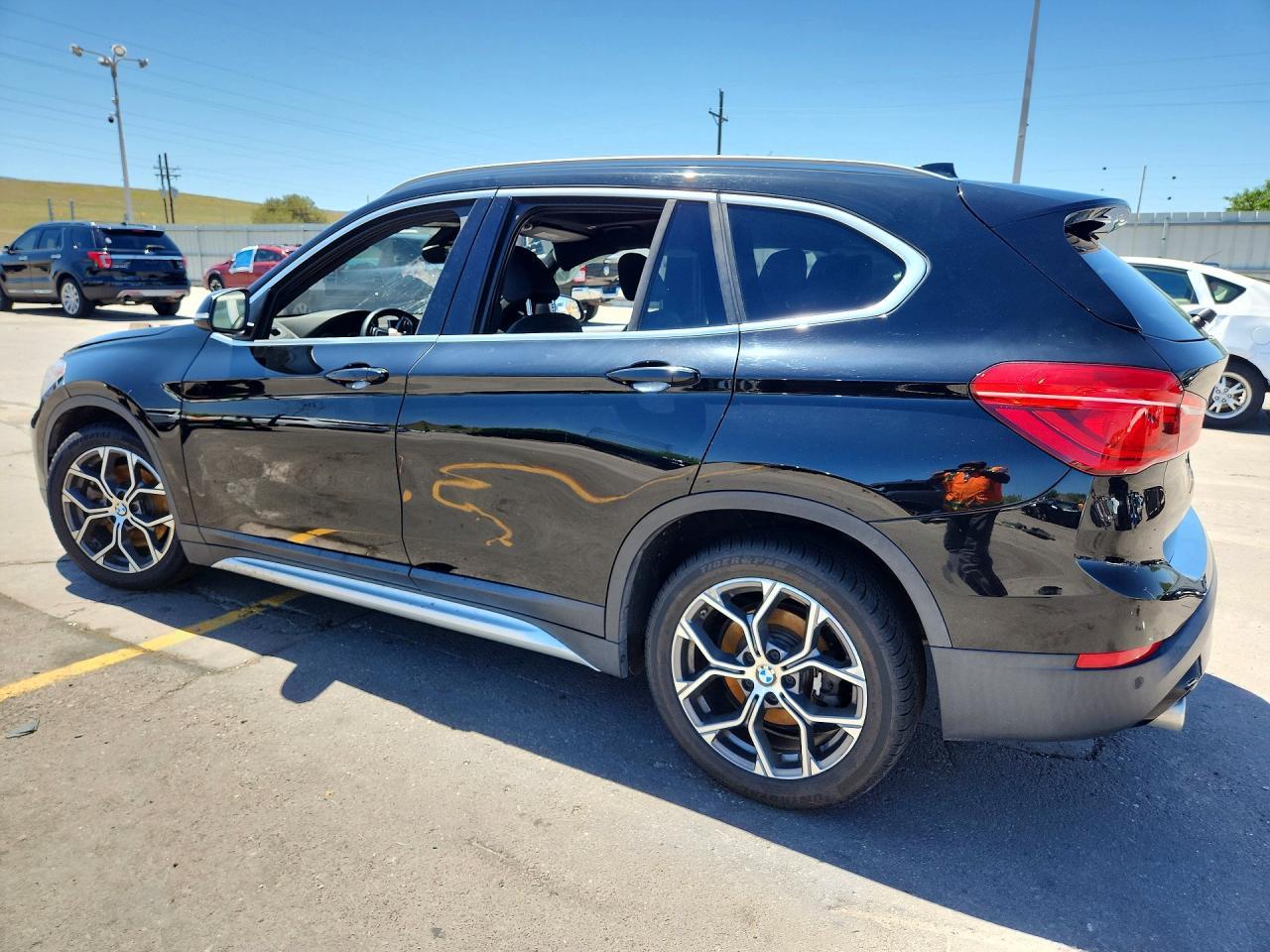 2020 BMW X1 xDrive28I - Image 2