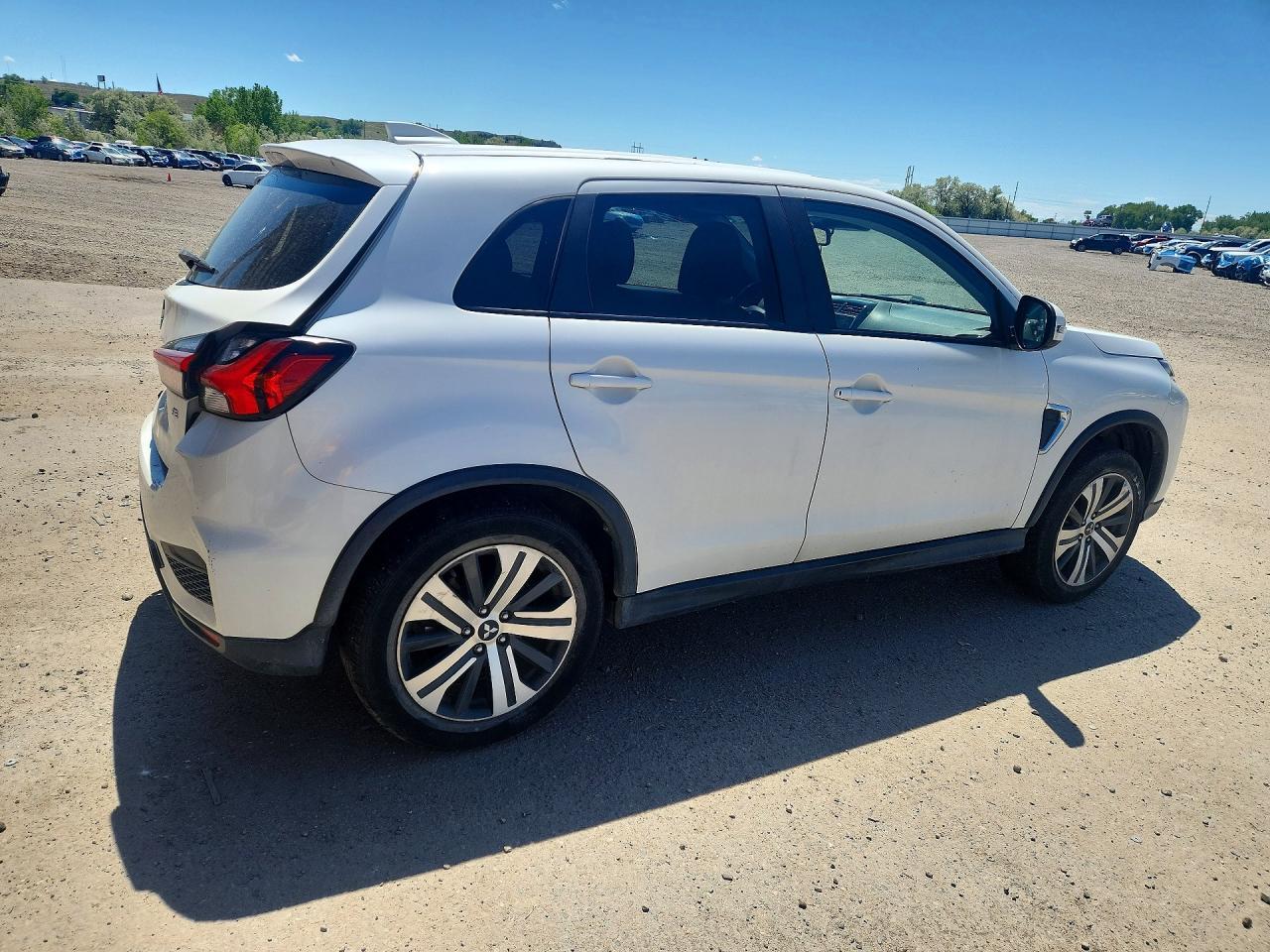 2021 Mitsubishi Outlander Sport Es - Image 3