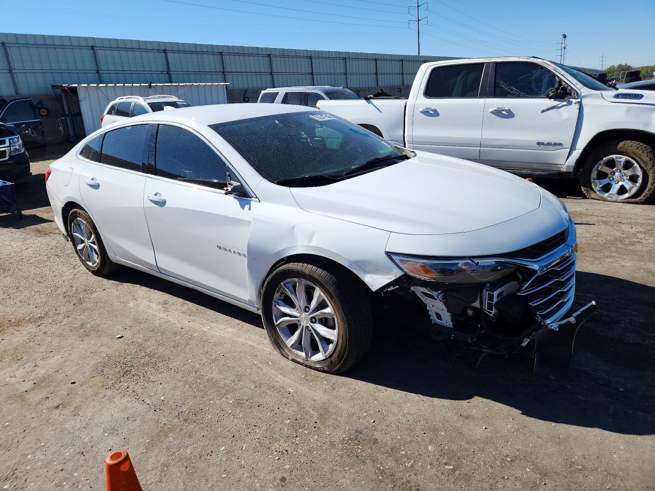 2025 Chevrolet Malibu Lt - Фото 4