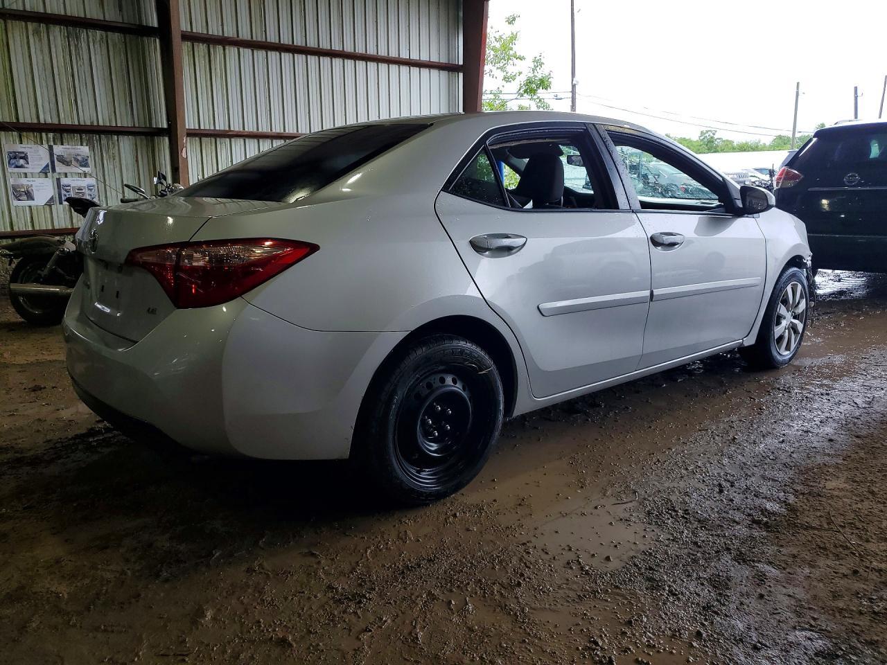 2019 Toyota Corolla Le - Image 3