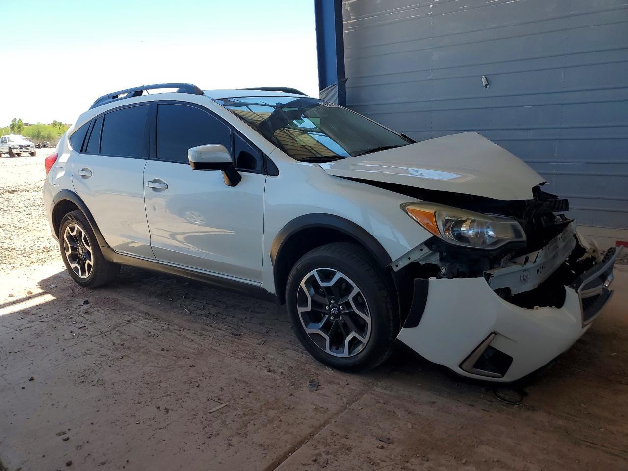 2016 Subaru Crosstrek Premium - Image 4