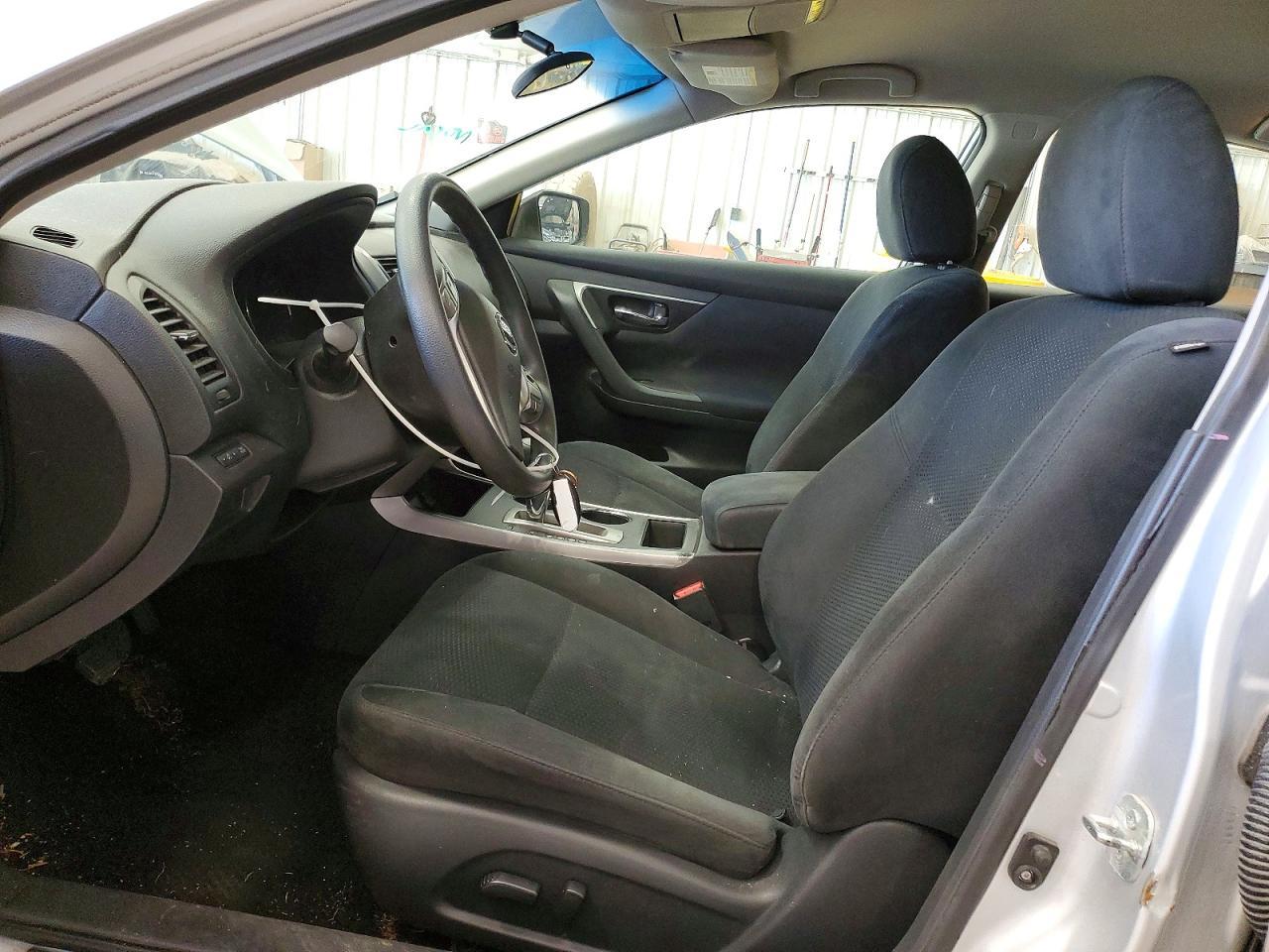 2015 Nissan Altima 2.5 S - Image 7