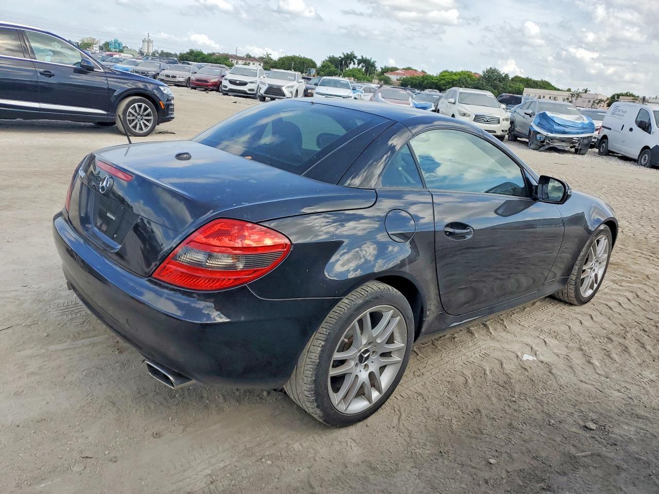 2009 Mercedes-Benz Slk 300 - Image 3
