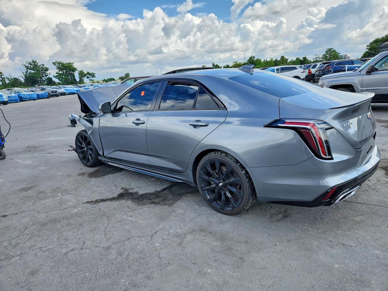 2021 Cadillac Ct4 Sport - Фото 2