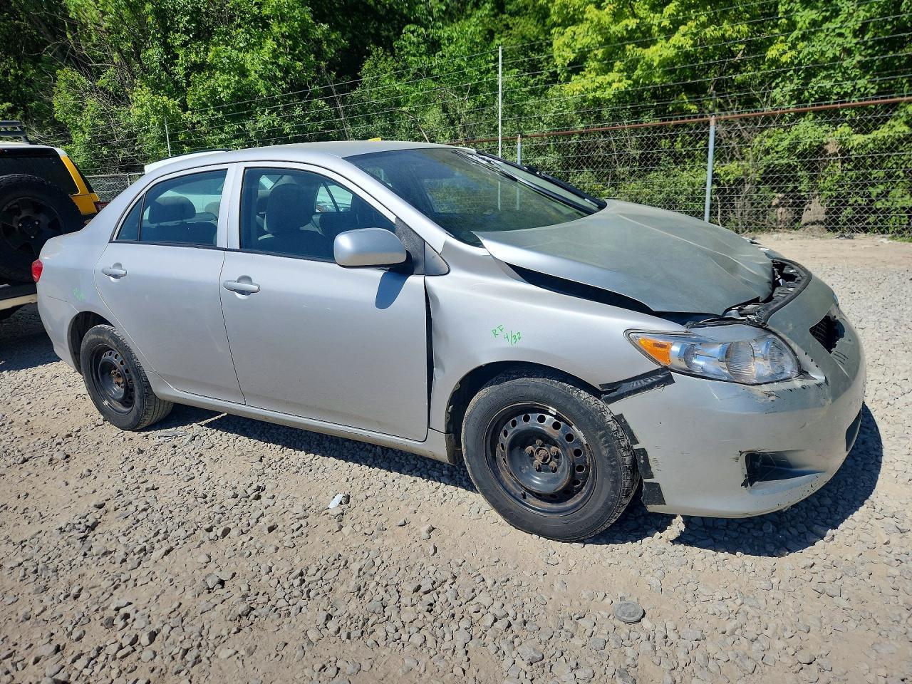 2010 Toyota Corolla Le - Фото 4