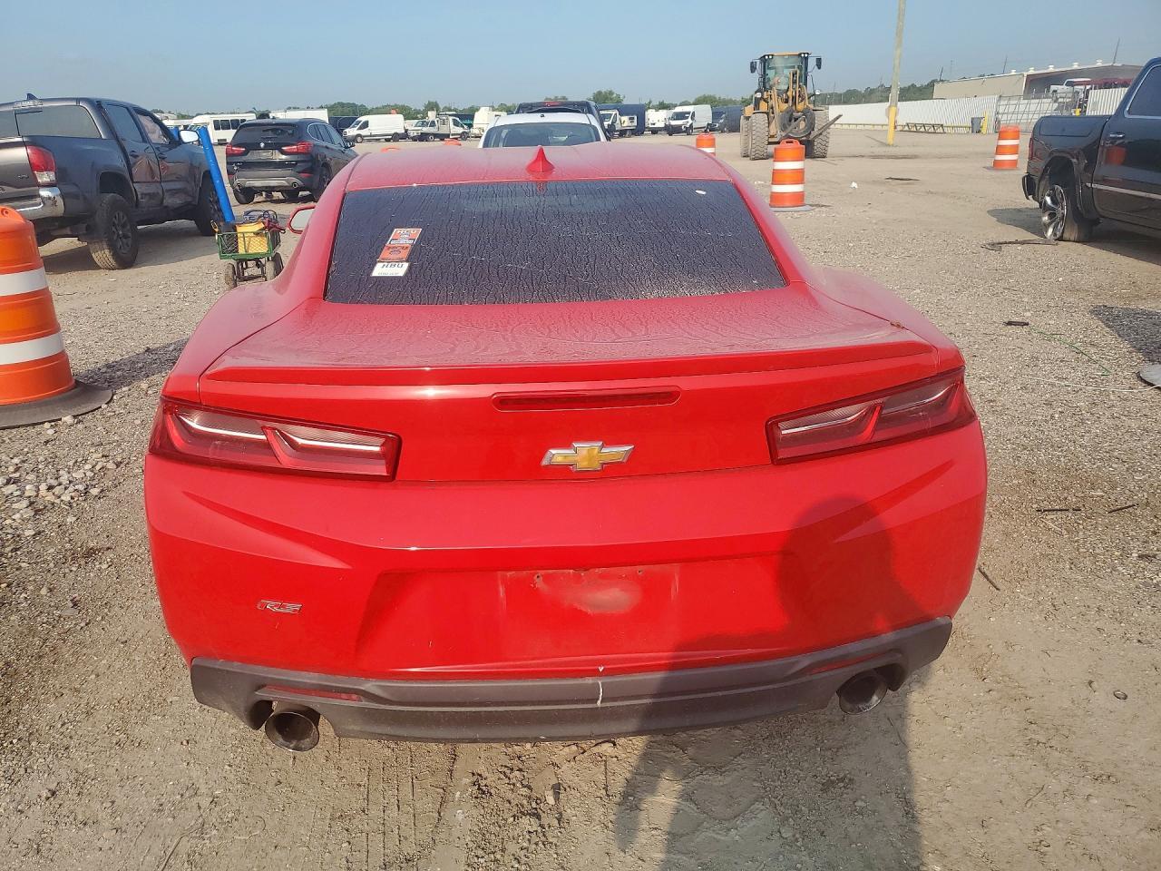 2018 Chevrolet Camaro - Фото 6