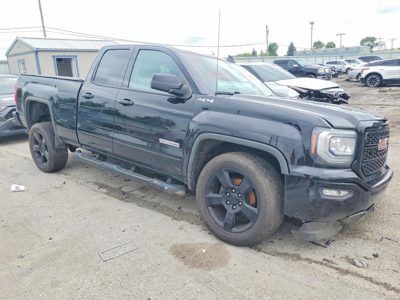 2018 GMC Sierra K1500 - Image 4