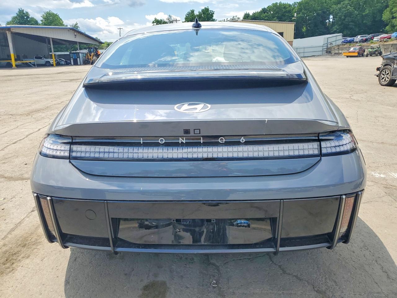 2024 Hyundai Ioniq 6 Sel - Image 6