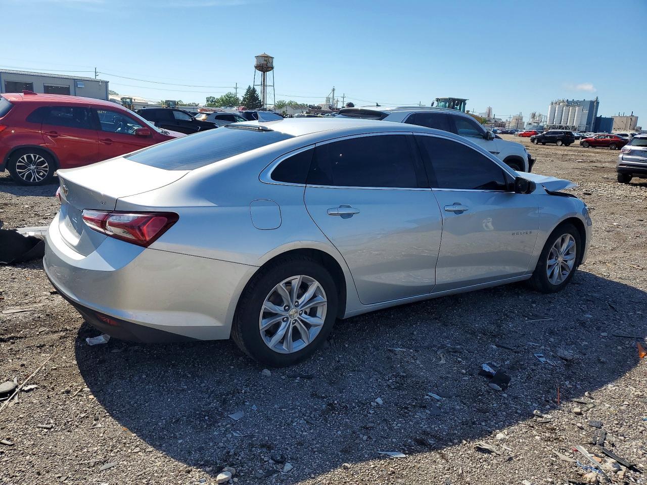 2022 Chevrolet Malibu Lt - Image 3