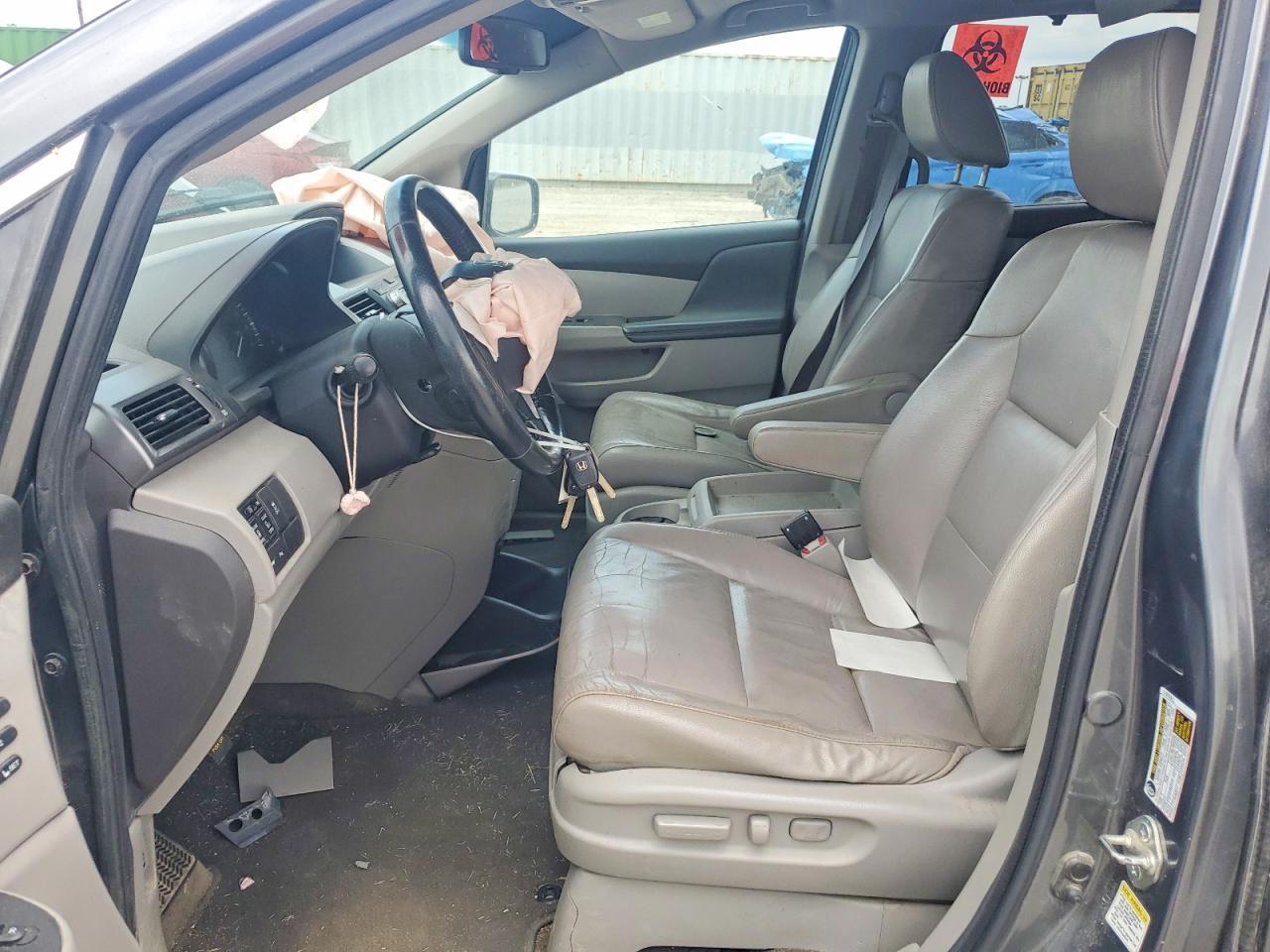 2013 Honda Odyssey Touring - Фото 7