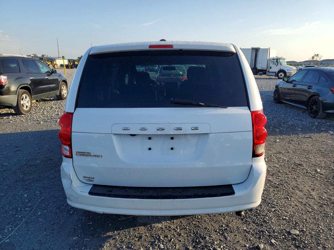 2017 Dodge Grd Carava - Фото 6