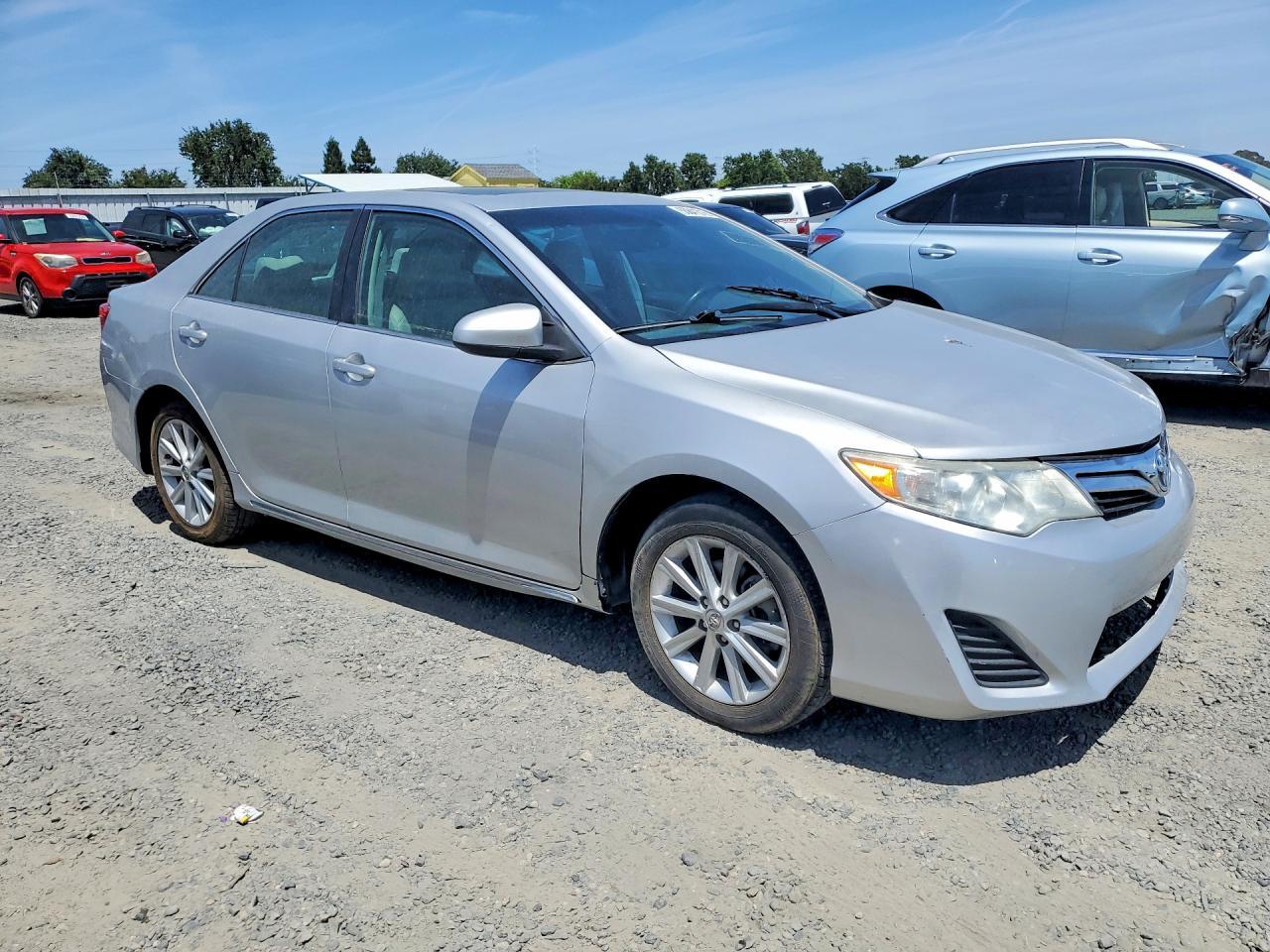 2013 Toyota Camry Hybrid Xle - Фото 4