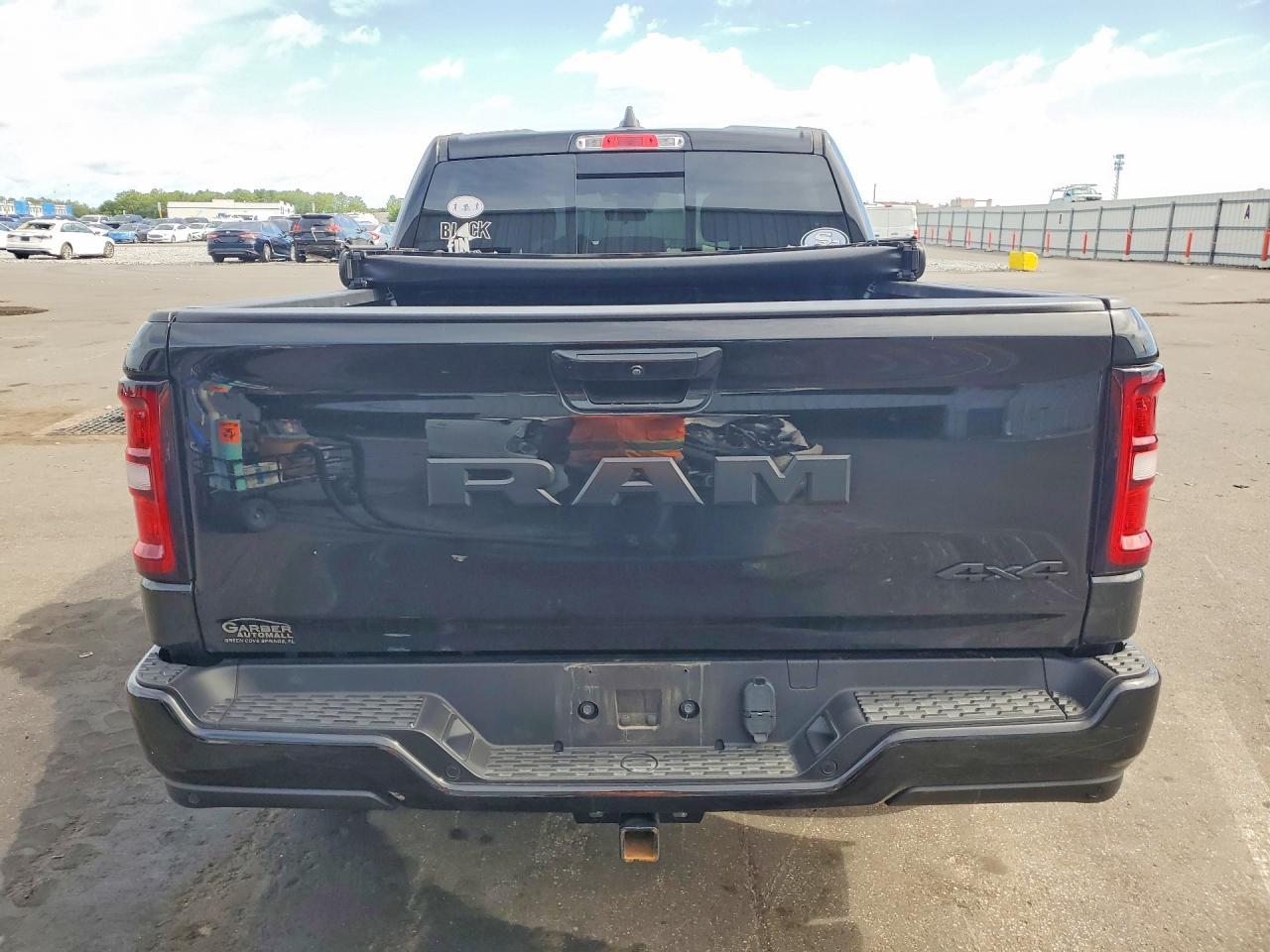 2025 Ram 1500 Tradesman - Image 6