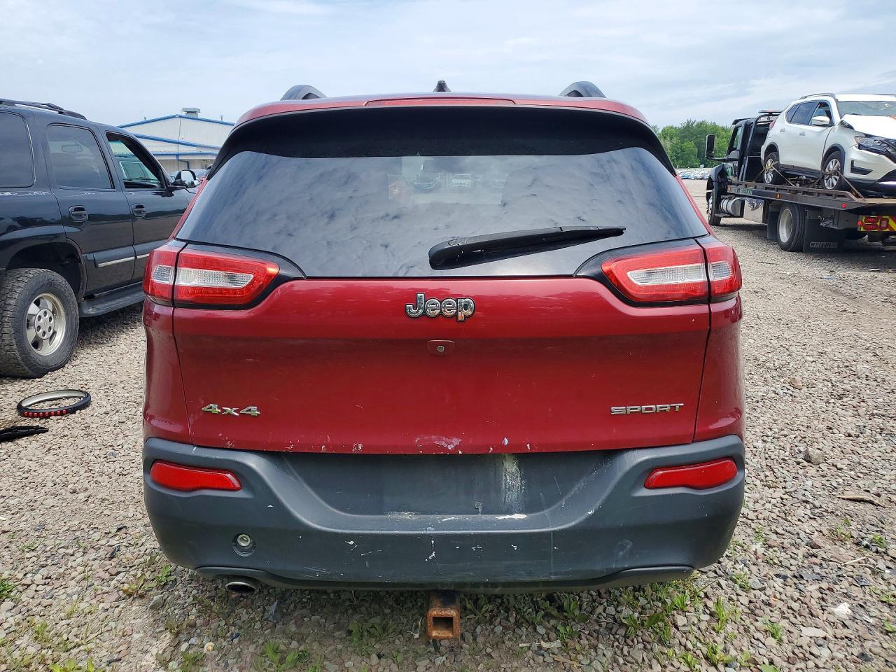 2016 Jeep Cherokee Sport - Фото 6