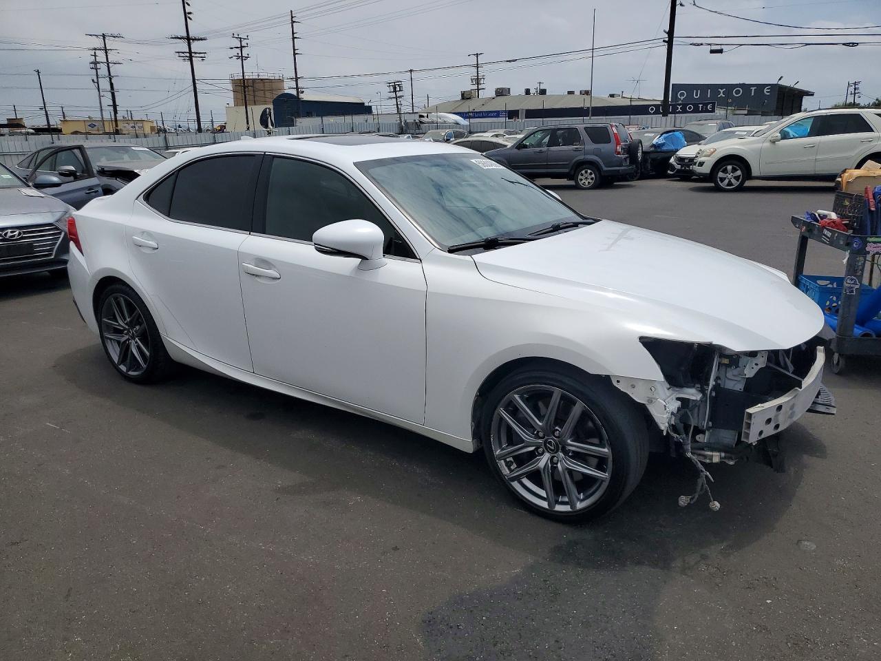 2016 Lexus Is 200T - Фото 4