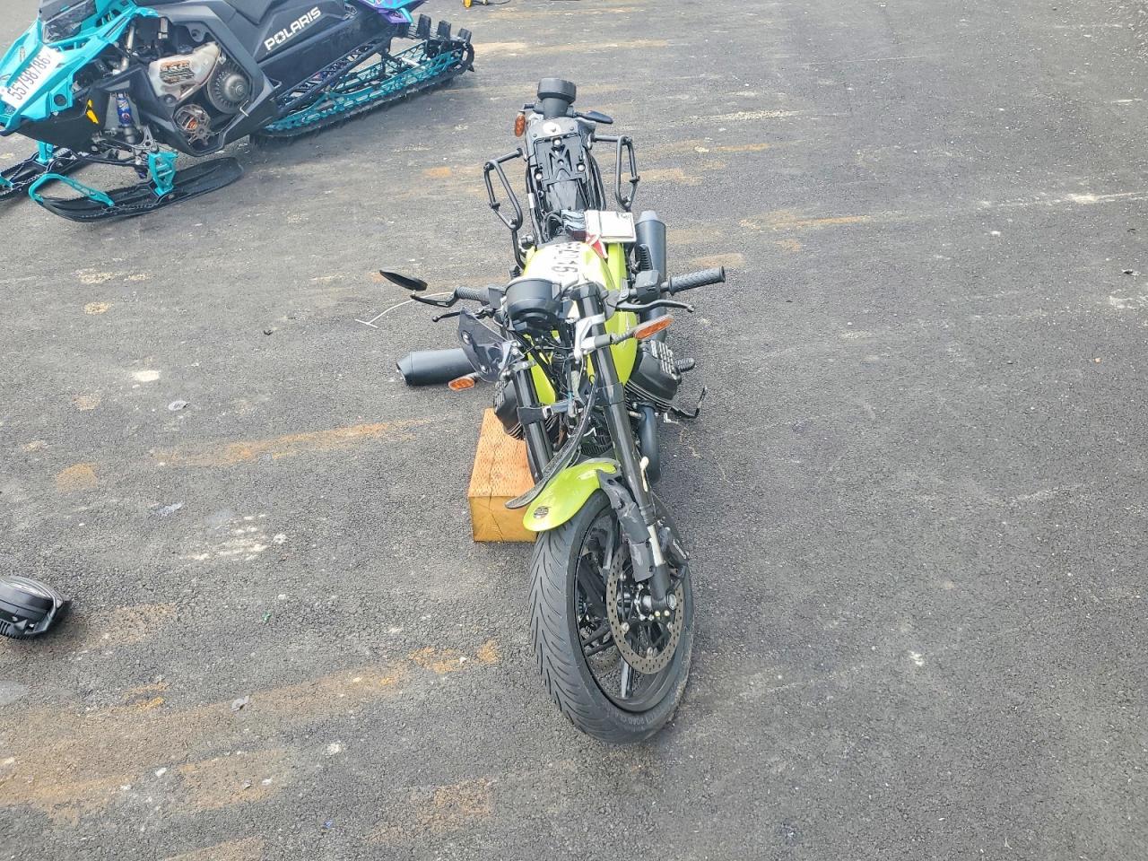 2026 Moto Guzzi V7 Sport - Image 5