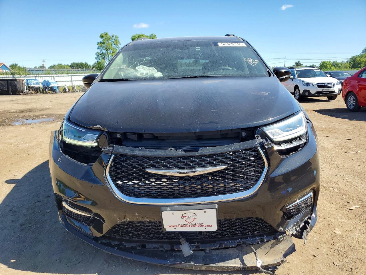 2021 Chrysler Pacifica Touring - Image 5