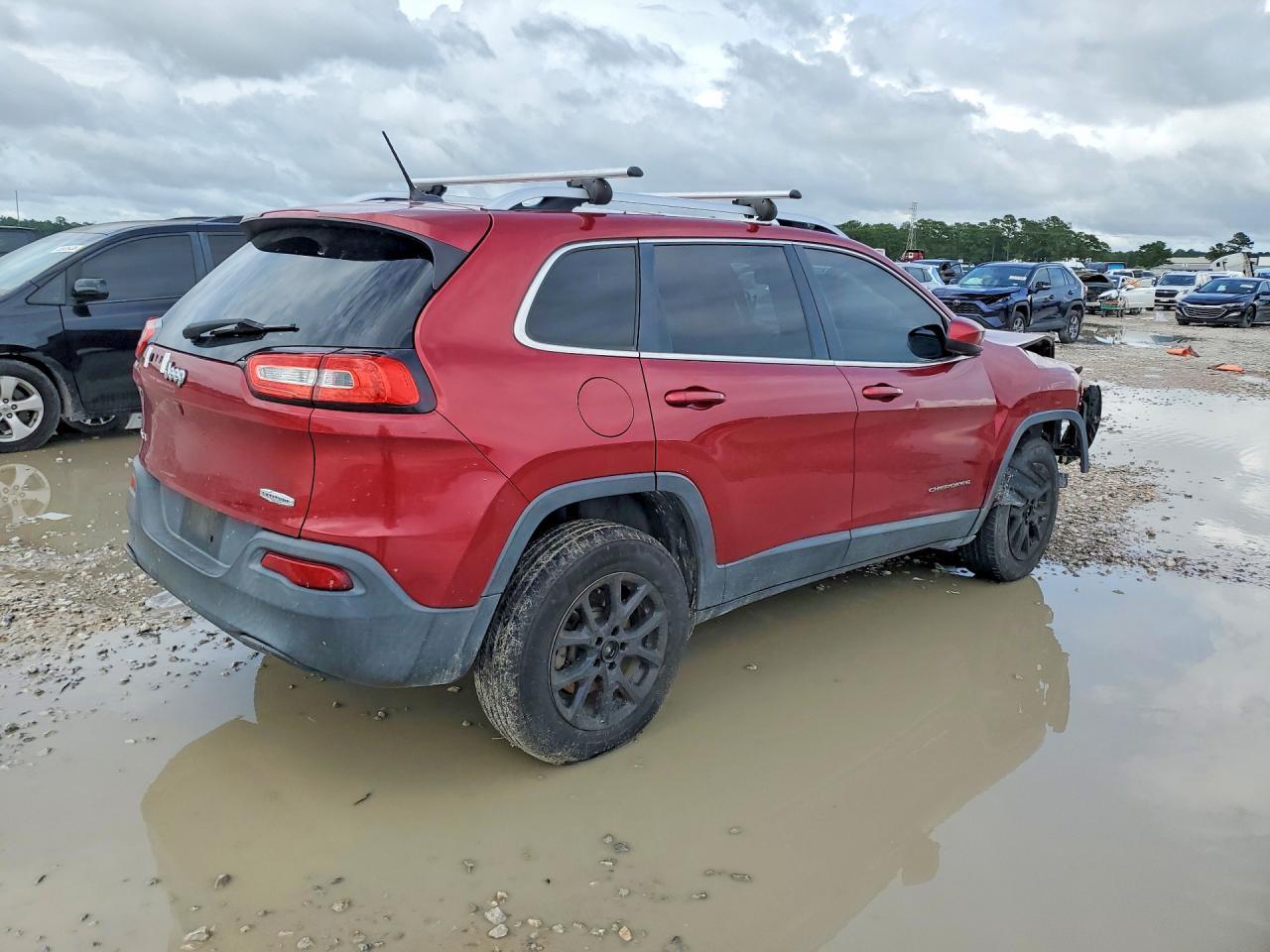 2015 Jeep Cherokee Latitude - Image 3