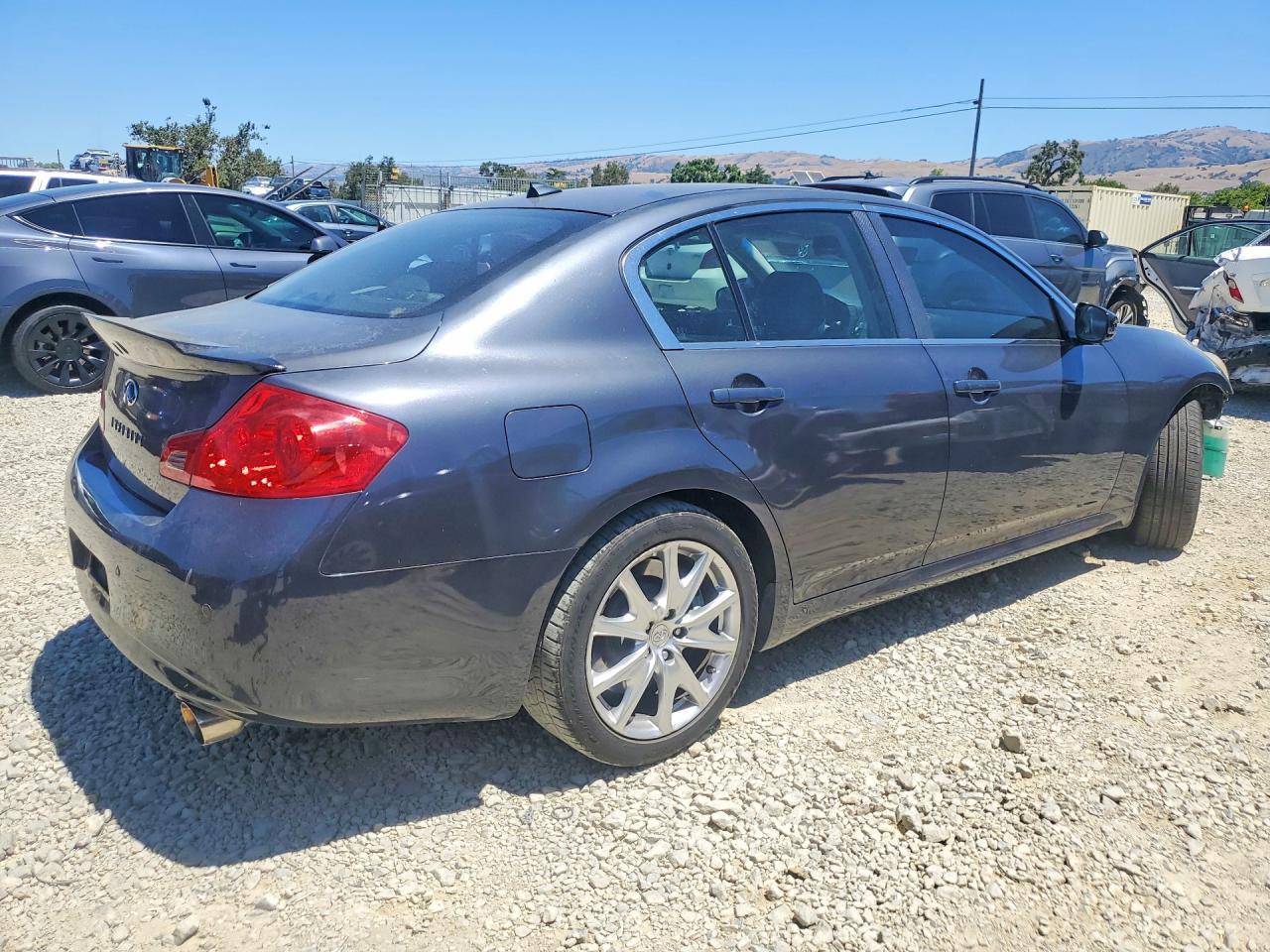 2007 Infiniti G35 Base - Фото 3