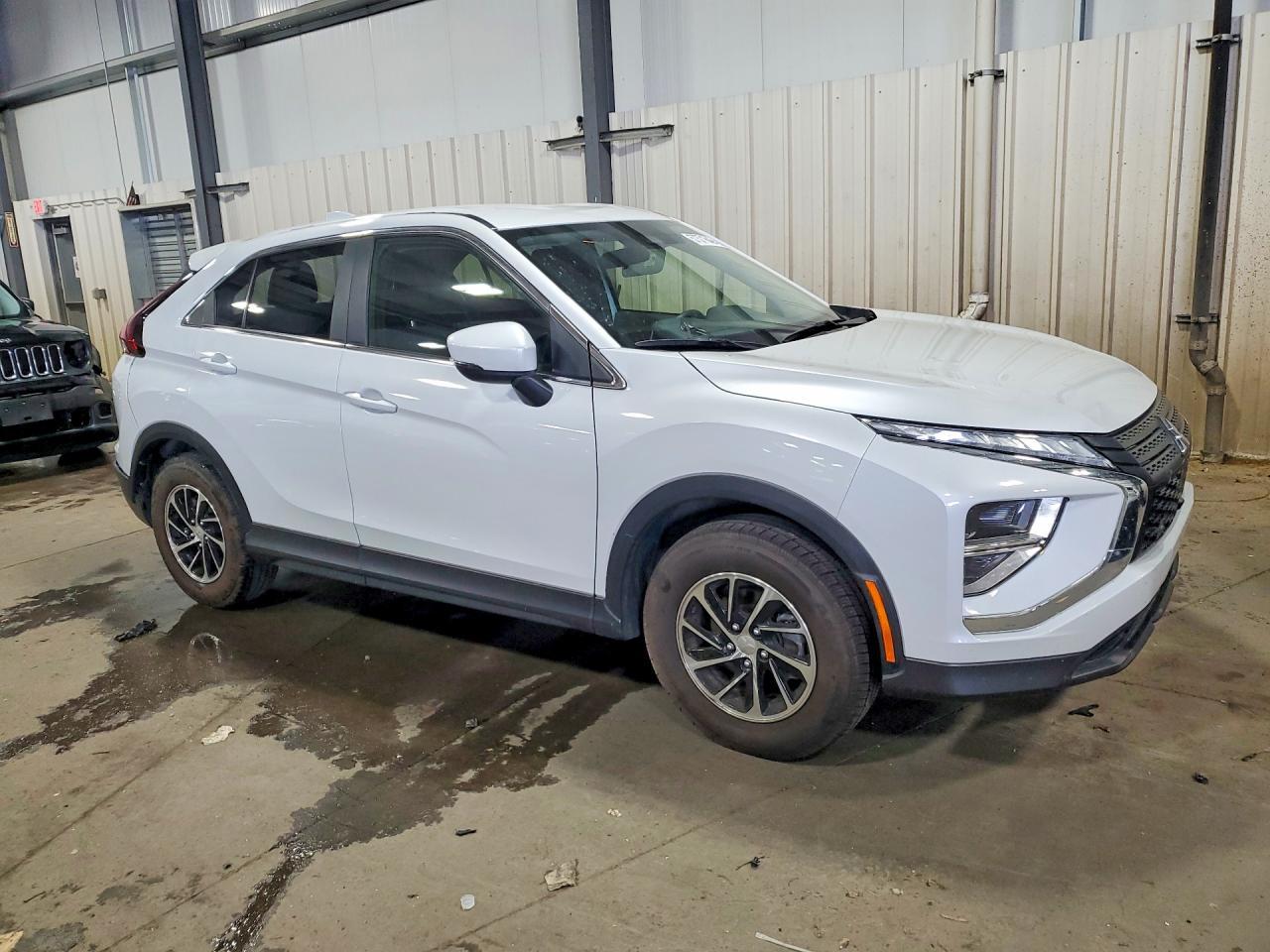 2022 Mitsubishi Eclipse Cross Es - Фото 4