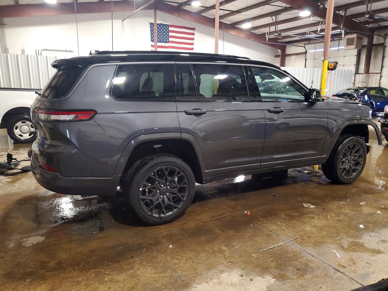 2026 Jeep Grand Cherokee L Summit - Фото 3