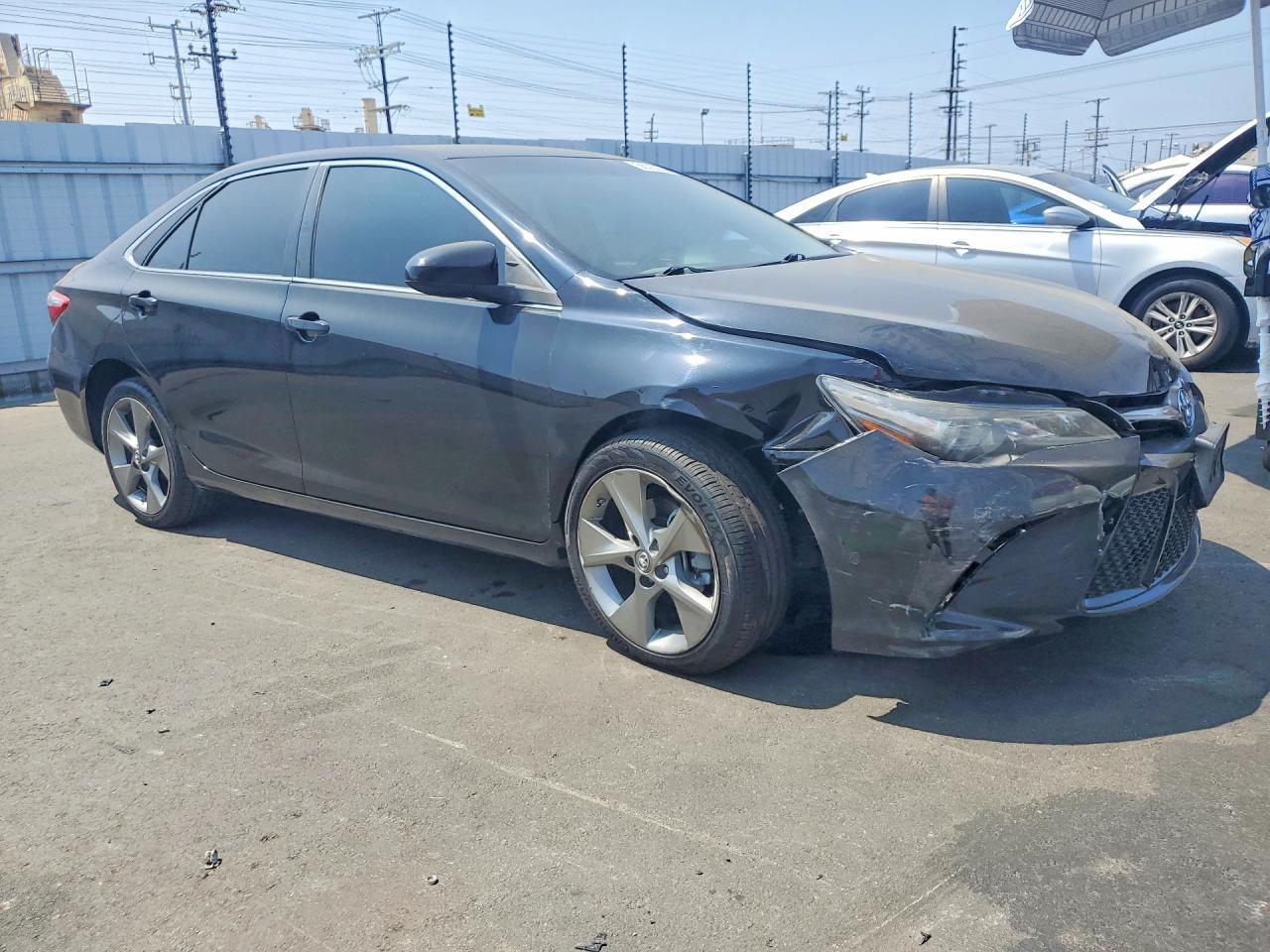 2017 Toyota Camry Xse - Фото 4
