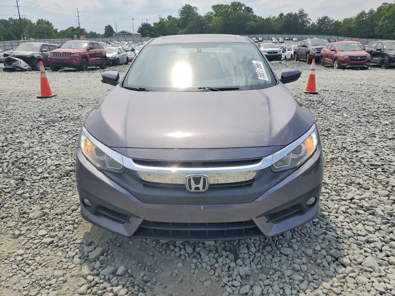 2017 Honda Civic Ex - Image 5
