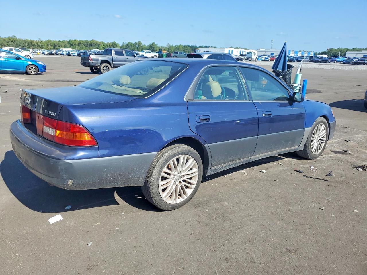 1998 Lexus Es 300 - Фото 3