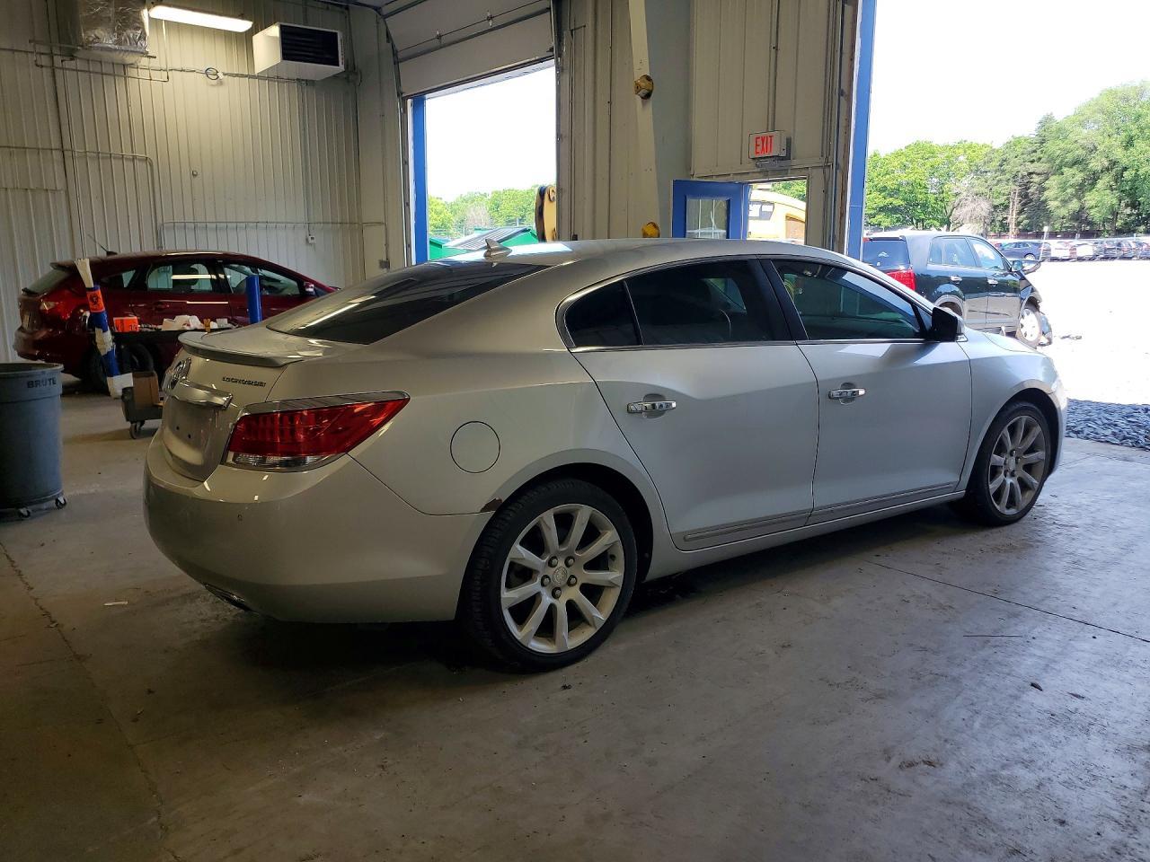 2012 Buick Lacrosse Touring - Image 3